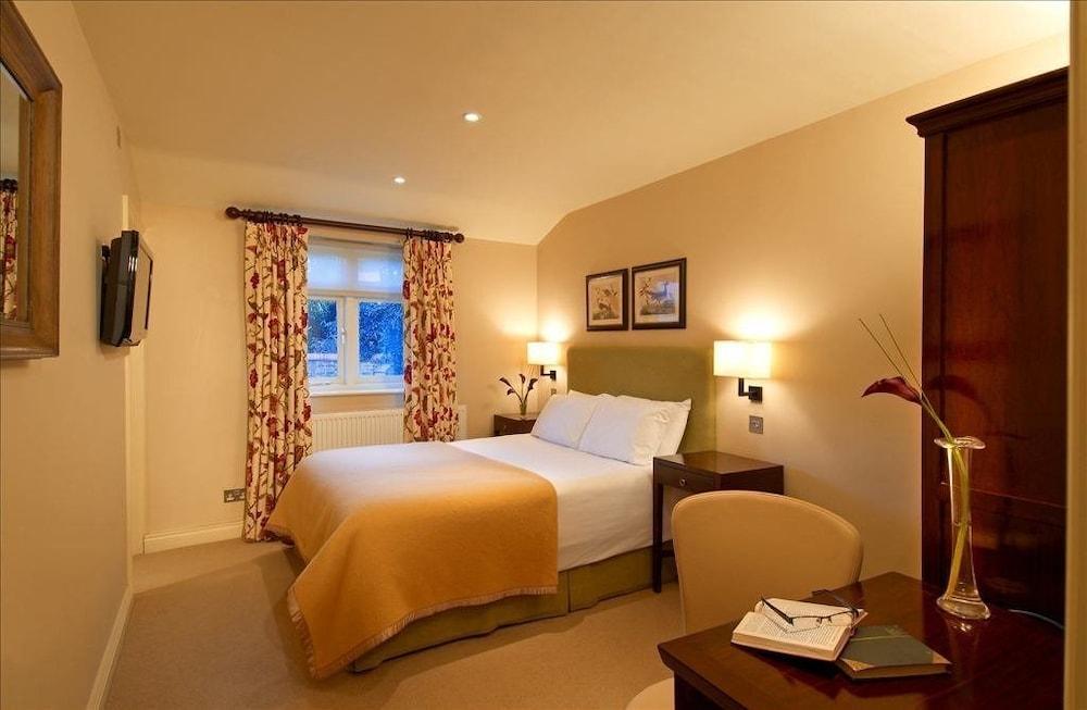 The Carnarvon Arms Hotell Newbury  Exteriör bild