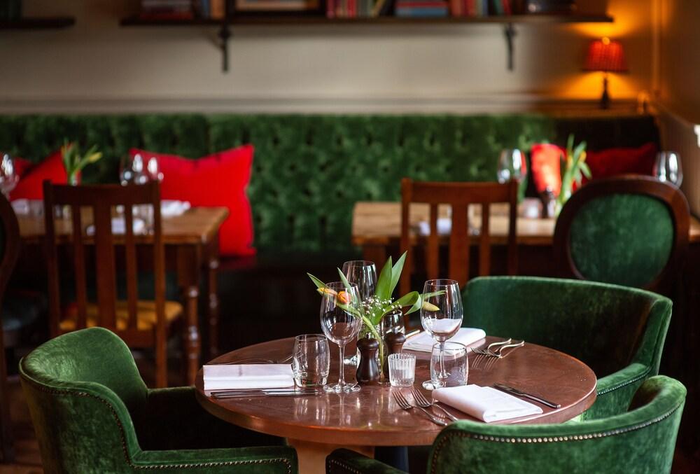 The Carnarvon Arms Hotell Newbury  Exteriör bild