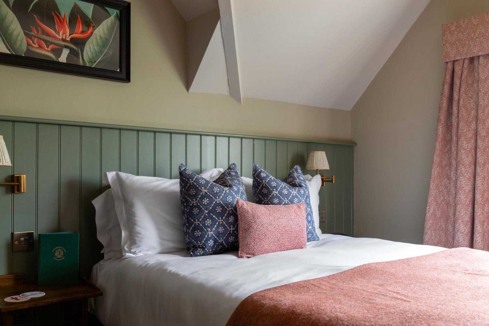 The Carnarvon Arms Hotell Newbury  Exteriör bild