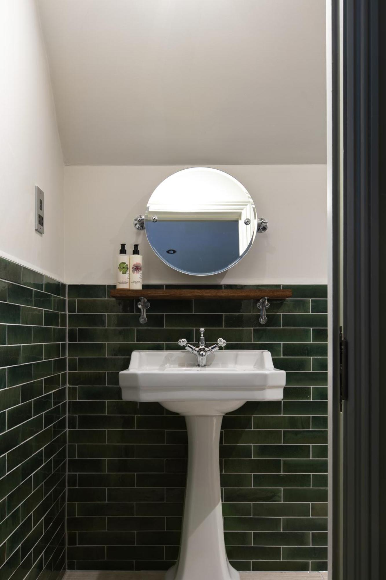 The Carnarvon Arms Hotell Newbury  Exteriör bild