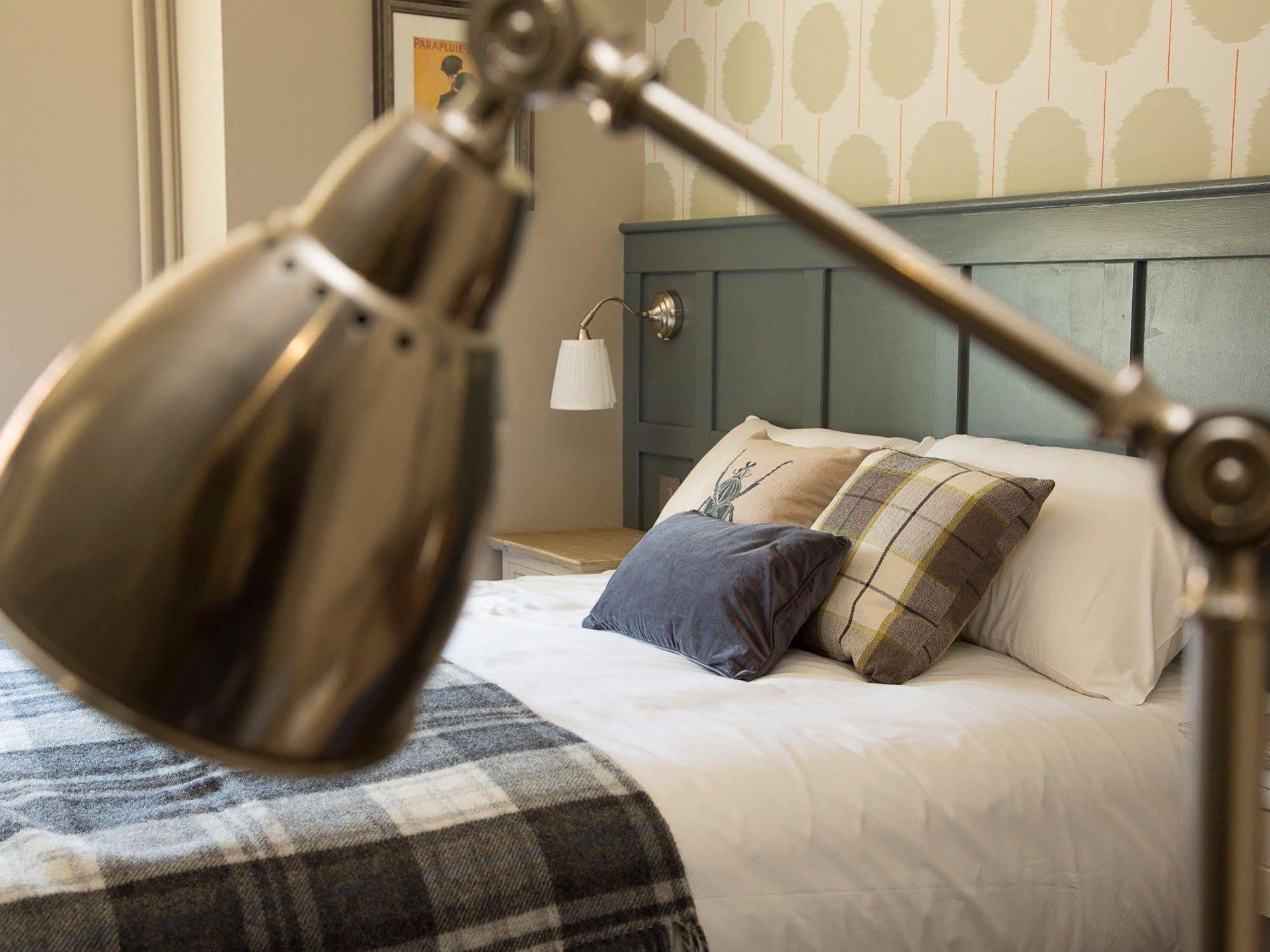 The Carnarvon Arms Hotell Newbury  Exteriör bild