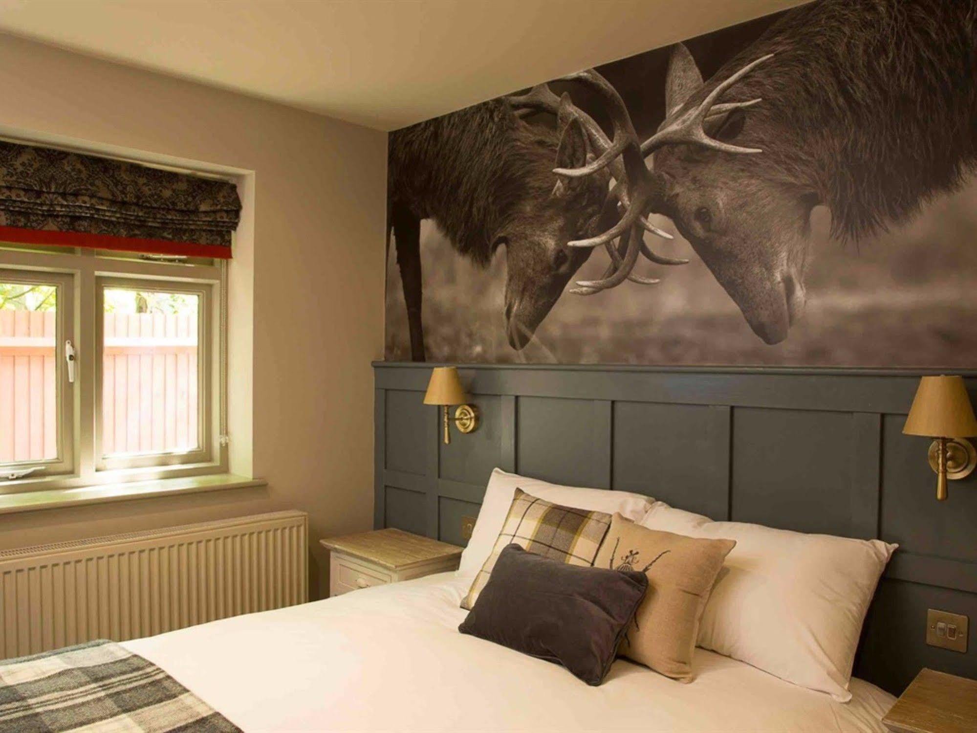 The Carnarvon Arms Hotell Newbury  Exteriör bild