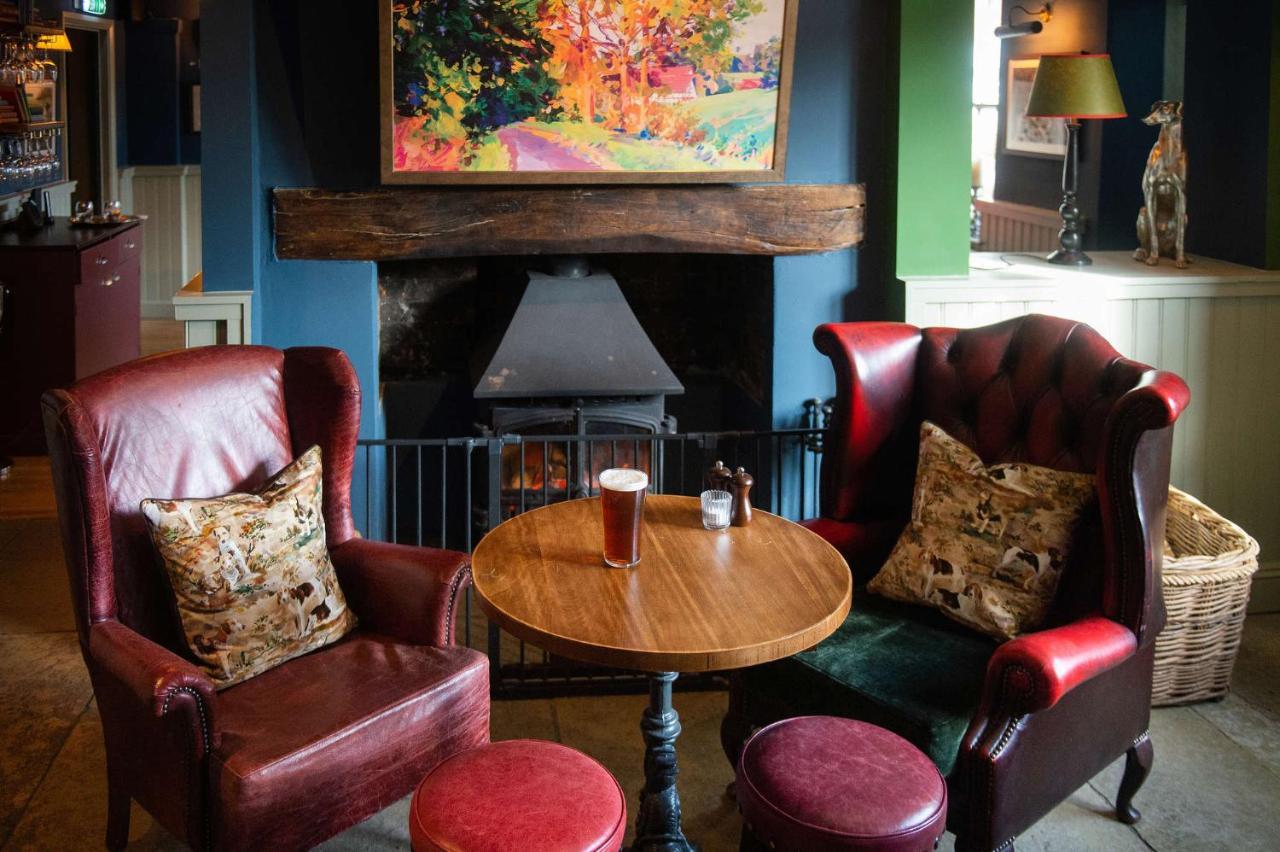 The Carnarvon Arms Hotell Newbury  Exteriör bild